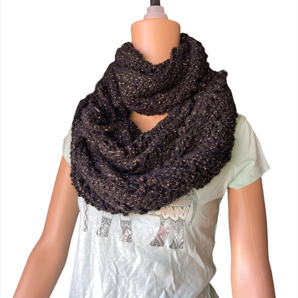 Black & Gold Convertible Scarf Poncho Shawl Wrap Versatile Hand Crocheted OOAK! - Picture 6 of 11
